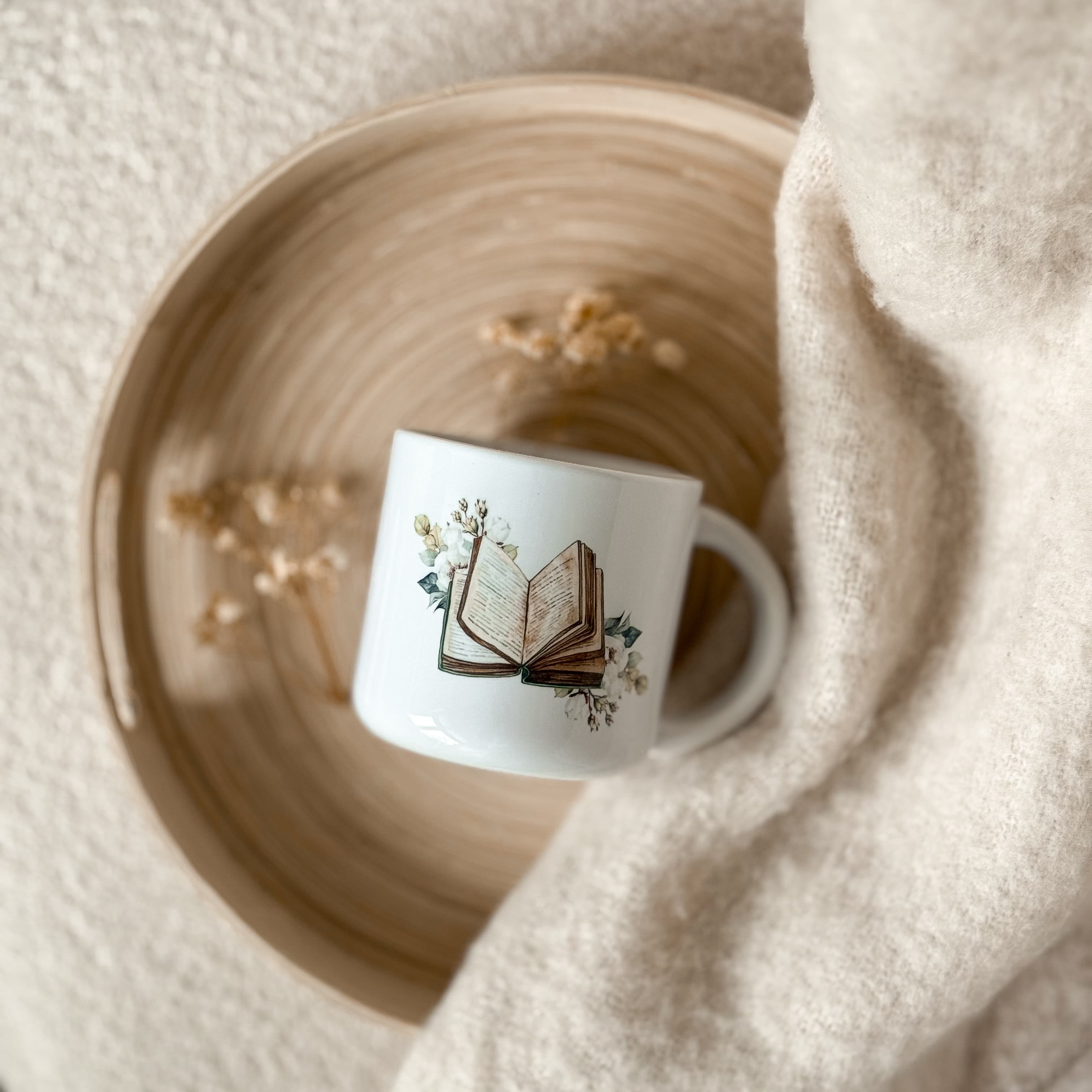 BOOK LOVER - kubek ceramiczny z nadrukiem