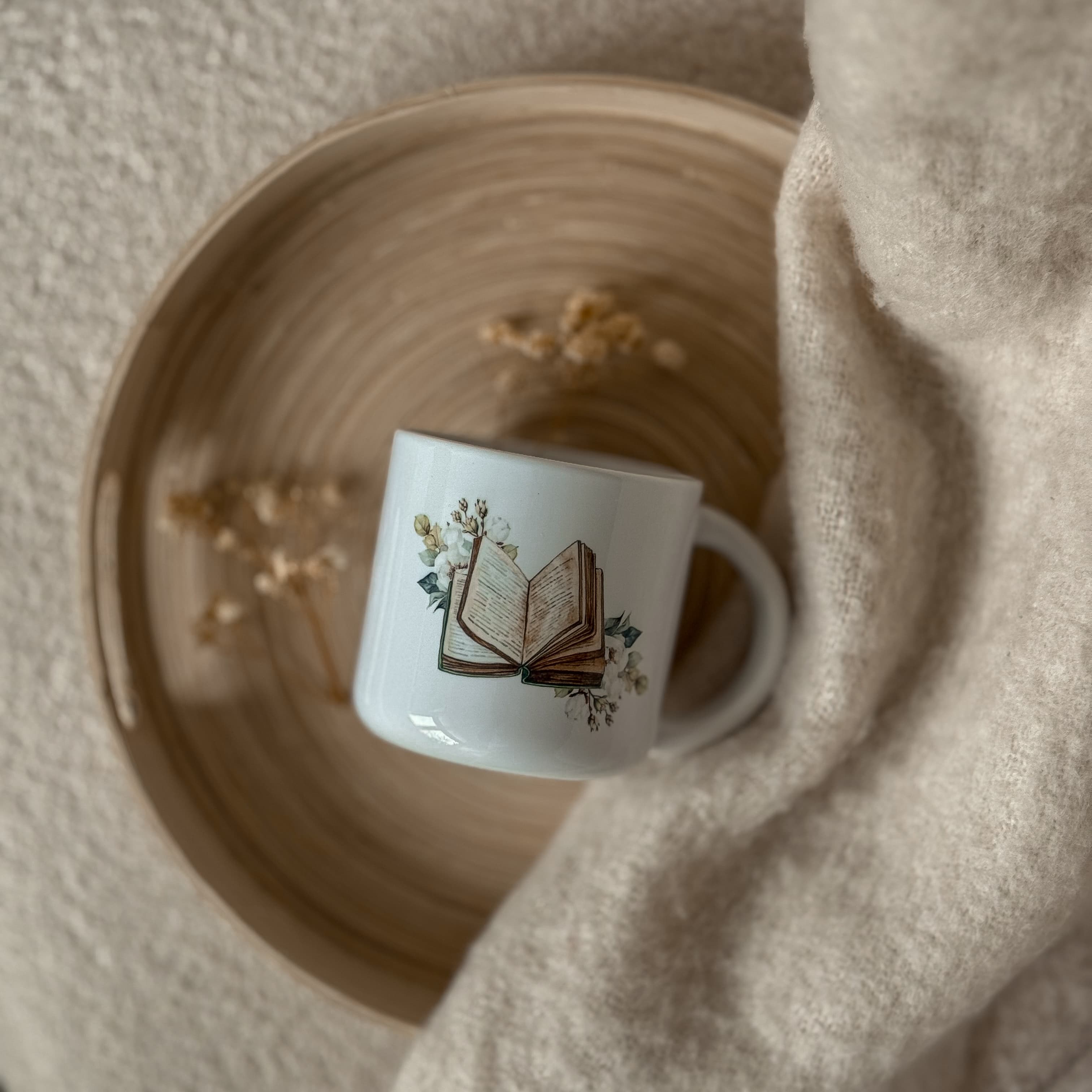 BOOK LOVER - kubek ceramiczny z nadrukiem