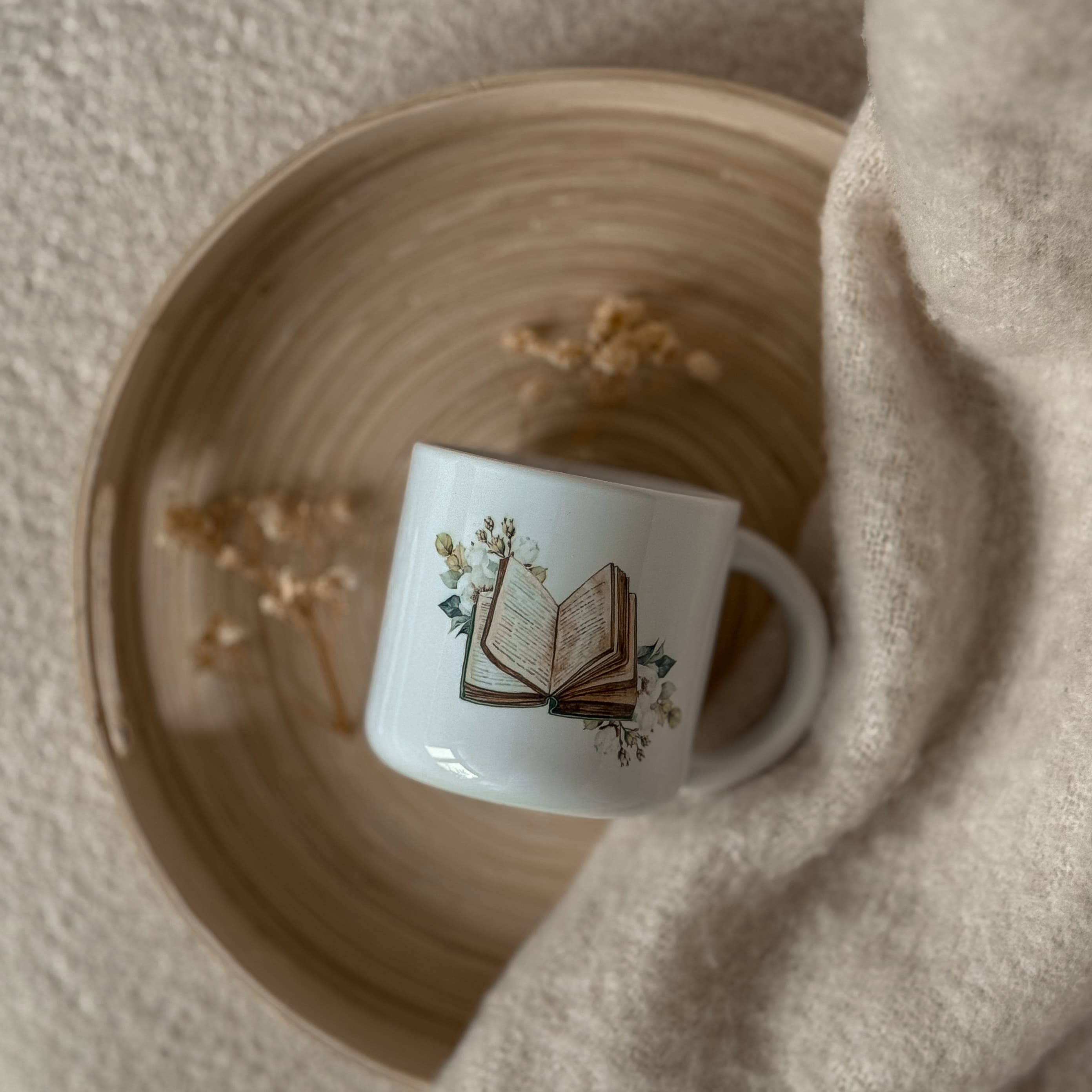 BOOK LOVER - kubek ceramiczny z nadrukiem